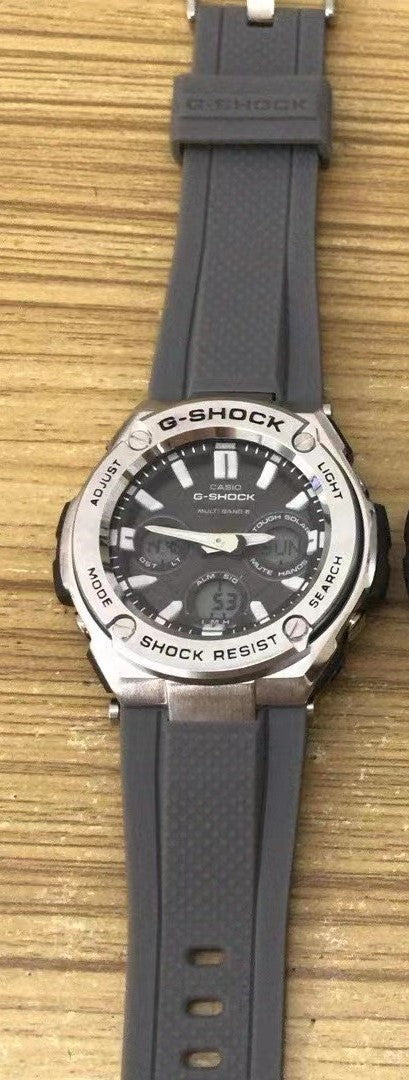 G-Shock W300 (rubber bracelet)
